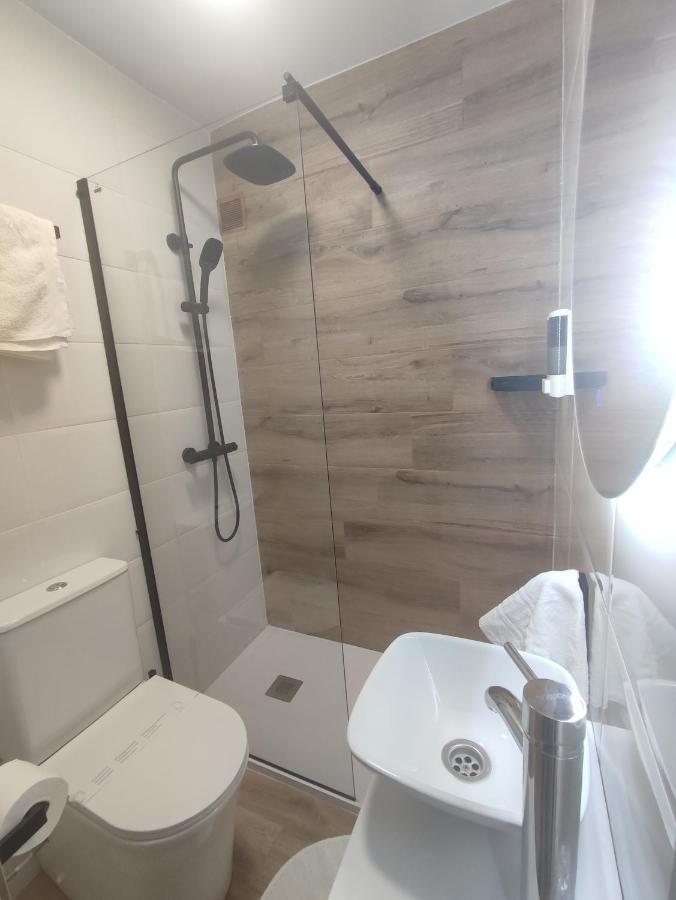 Hostal Lucy 산탄데르 외부 사진