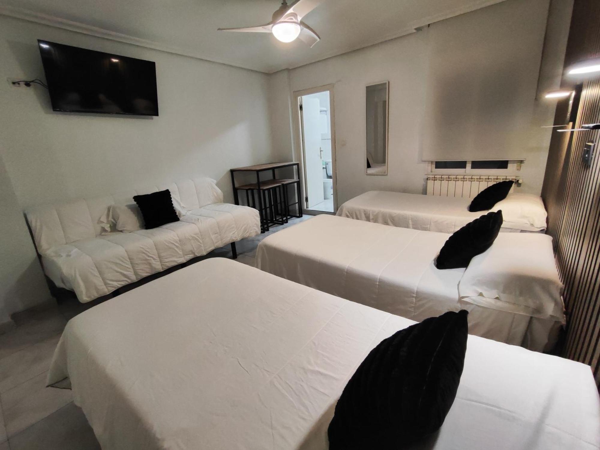 Hostal Lucy 산탄데르 외부 사진